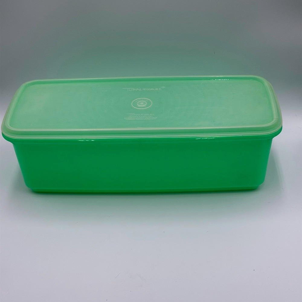 Vintage Tupperware 782-8 Green Rectangular Food Storage Container with Lid